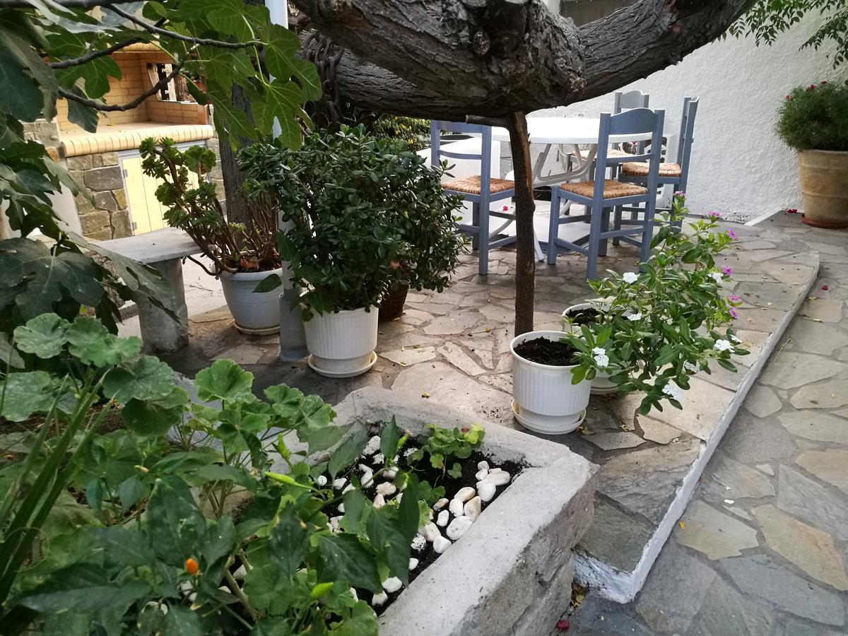 Ferienwohnung Gerania Milos Adamantas  Exterior foto